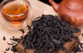 静姐说茶：解密武夷岩韵的品鉴之道——岩茶选购指南