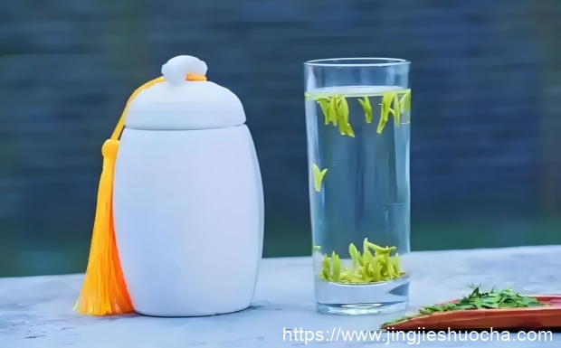 什么是覃塘毛尖茶.jpg